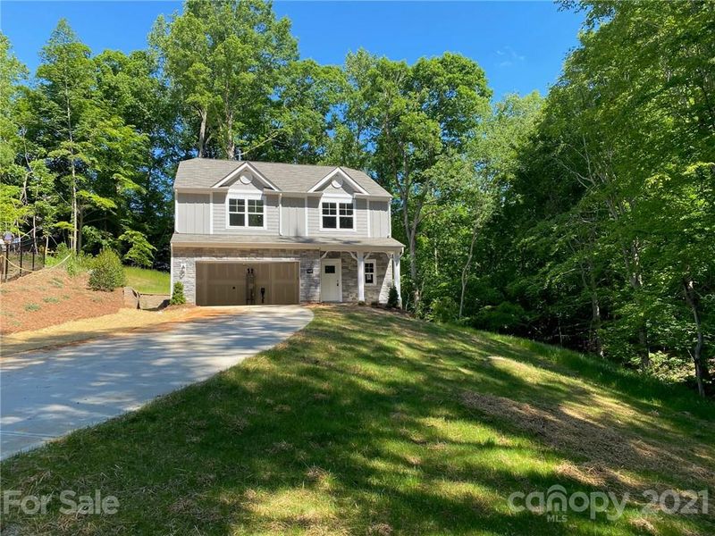 7437 Leharne Dr #17, Charlotte, NC 28270