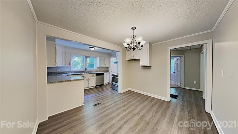 702 Lowell Ave, Lowell, NC 28098