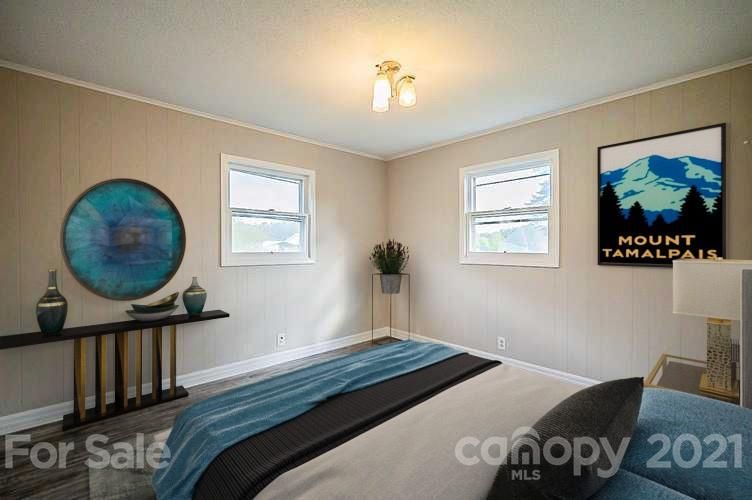 1307 Mayberry Rd, Dallas, NC 28034