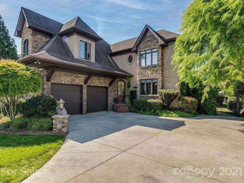 14328 Brooks Knoll Ln, Mint Hill, NC 28227