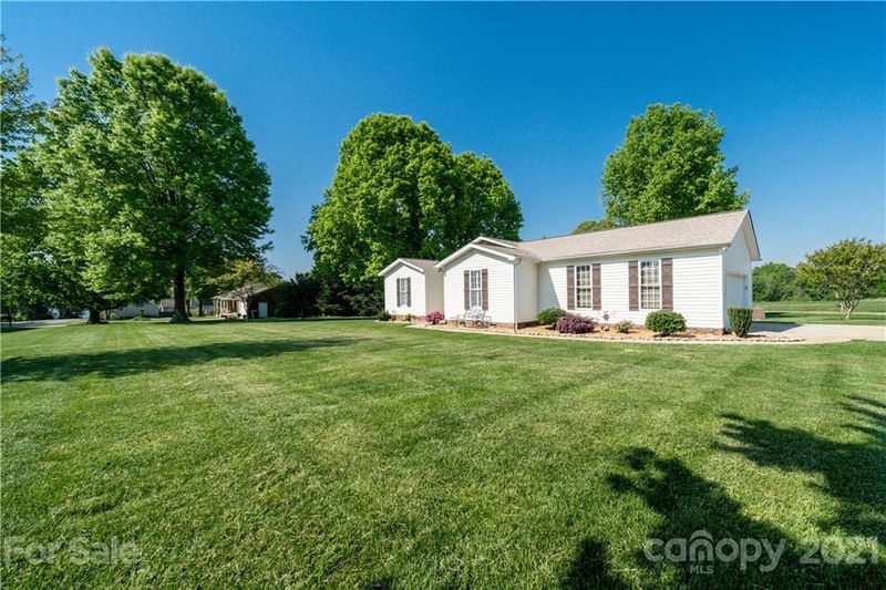 7231 Channelview Dr, Sherrills Ford, NC 28673