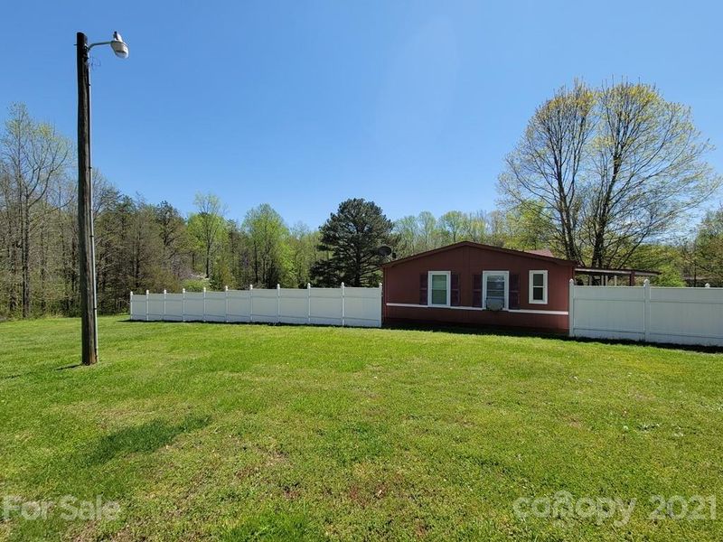 1142 Colonial Rd, Clover, SC 29710