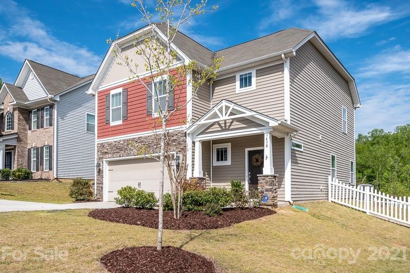 3430 Streamside Dr, Davidson, NC 28036