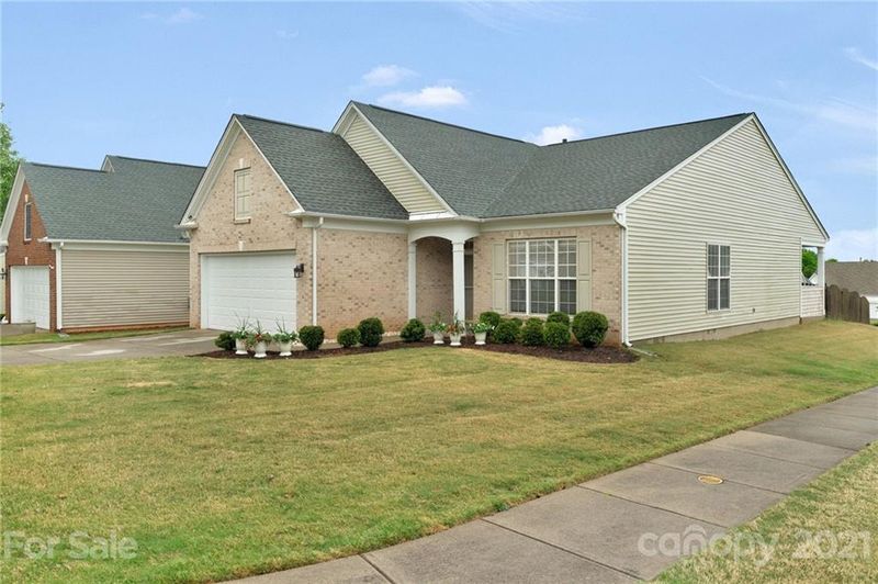 8927 Elrose Pl, Charlotte, NC 28277