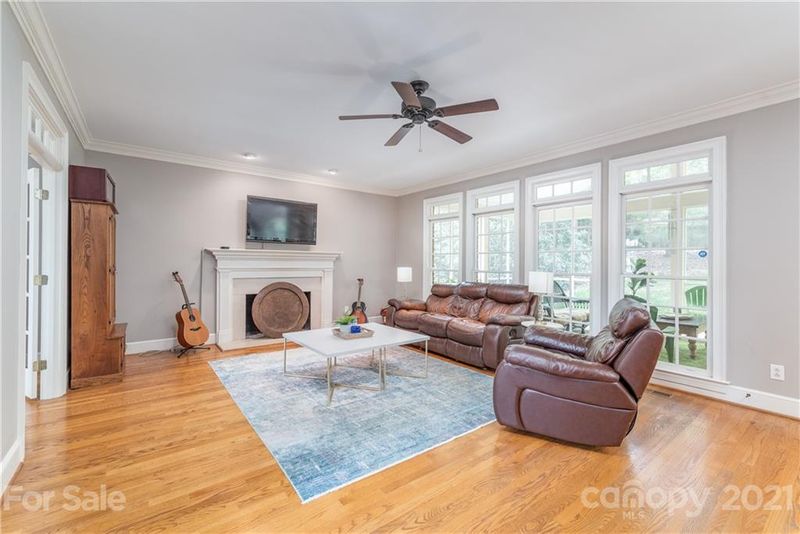 7224 Meadow Run Ln, Charlotte, NC 28277