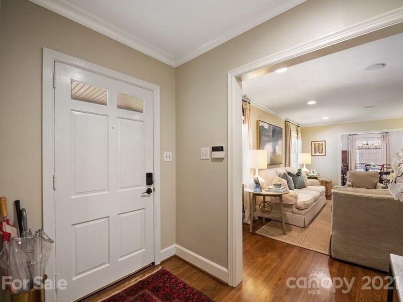 2909 Sunset Dr, Charlotte, NC 28209