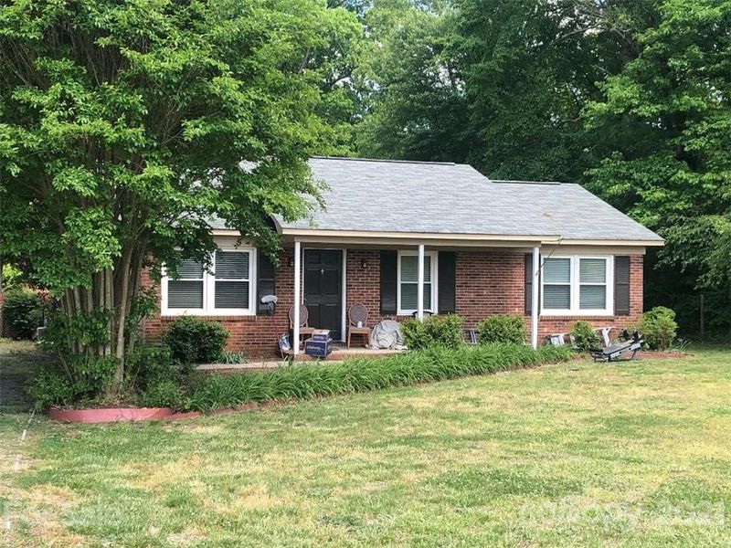 913 Edgehill Dr, Monroe, NC 28110
