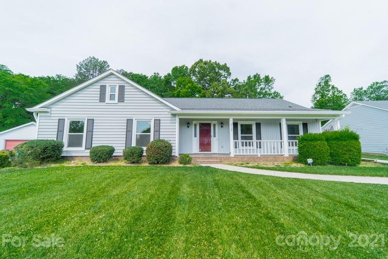 2408 Oberbeck Ln, Charlotte, NC 28210