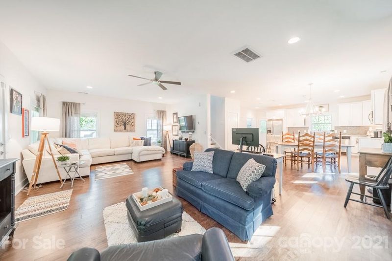3434 Craig Ave, Charlotte, NC 28211