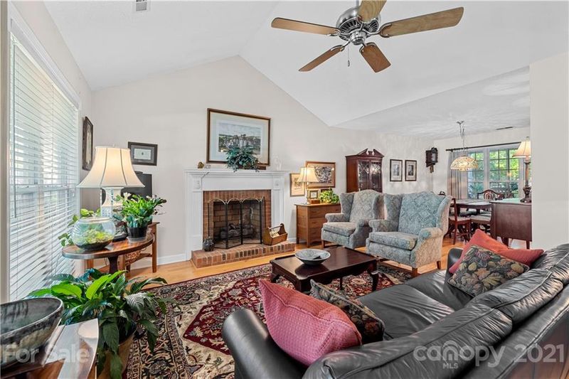 4308 Stonefield Dr, Charlotte, NC 28269