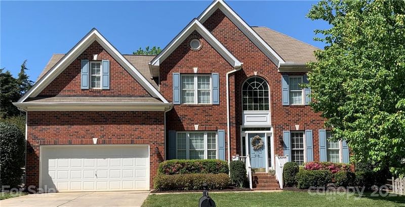 518 Pembroke Ln, Waxhaw, NC 28173