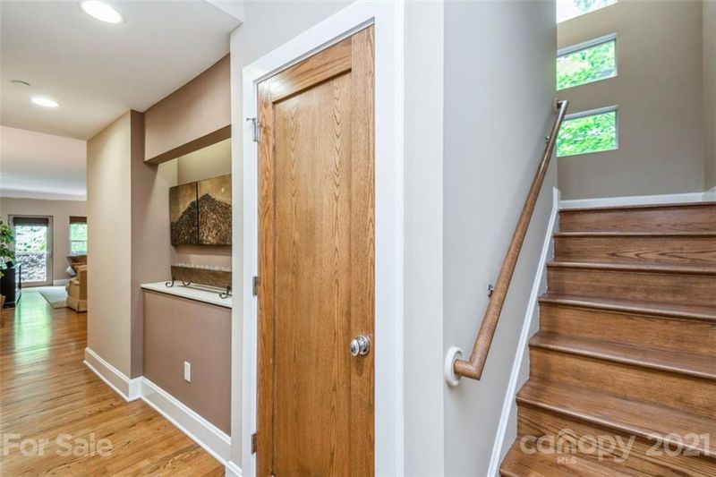 420 Queens Rd, Charlotte, NC 28207