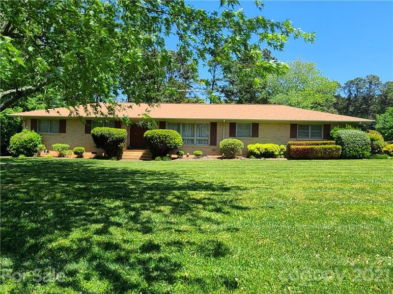 3725 Morning Star Dr, Mint Hill, NC 28105