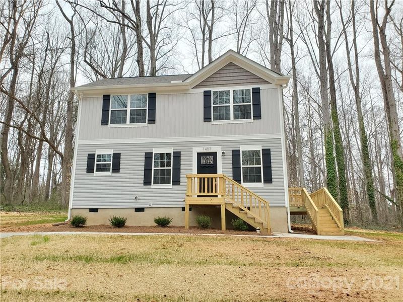 952 Mars St, Gastonia, NC 28052