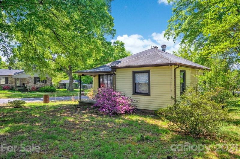 5041 Wig St, Kannapolis, NC 28081