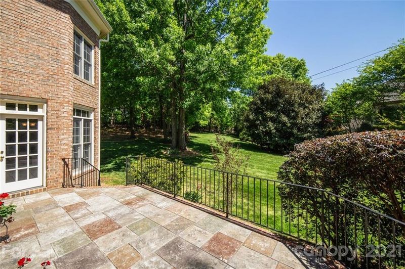 4100 St Timms Ct, Charlotte, NC 28226