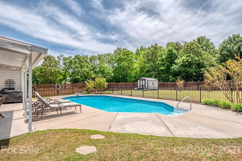 6407 Crosshall Pl, Waxhaw, NC 28173