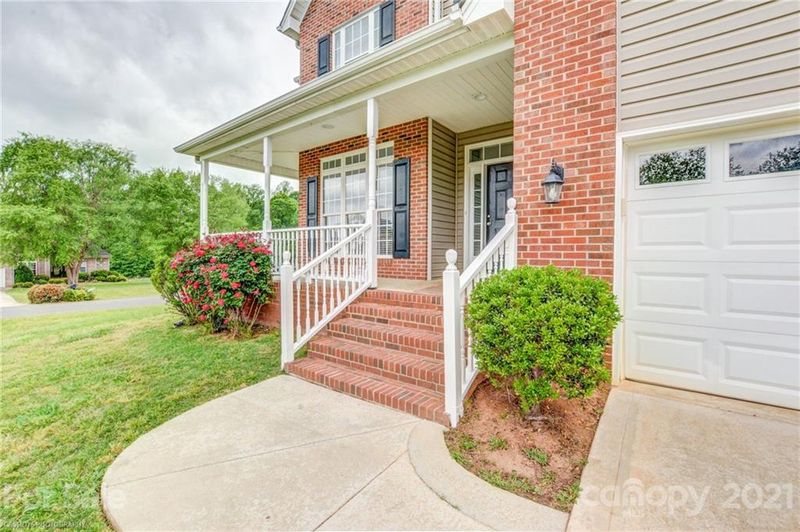 1701 Cypress Ct, Gastonia, NC 28056