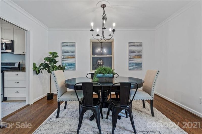 625 Seneca Pl, Charlotte, NC 28210