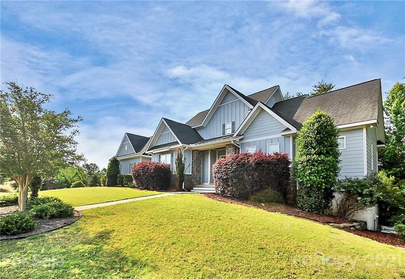 17306 Yachtsman Ct, Lancaster, SC 29720