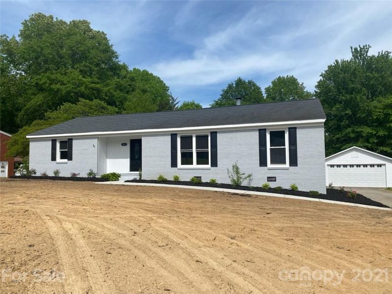 613 Gillsbrook Rd, Lancaster, SC 29720