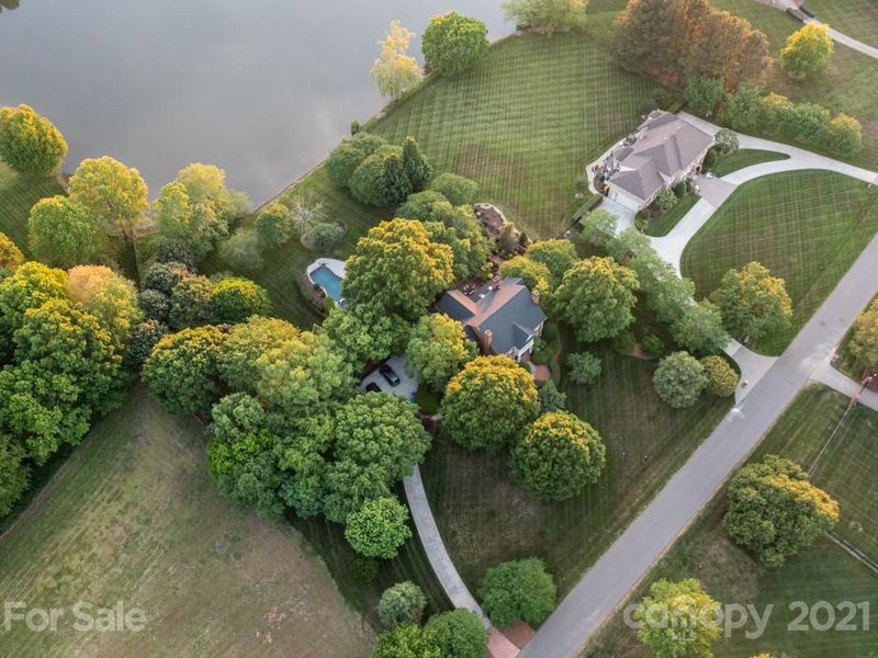 421 Landsbury Dr, Waxhaw, NC 28173