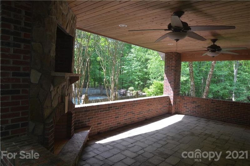 7556 Deer Track Dr, Denver, NC 28037