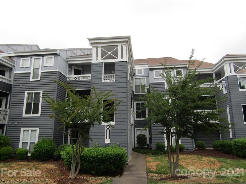18739 Vineyard Point Ln, Cornelius, NC 28031