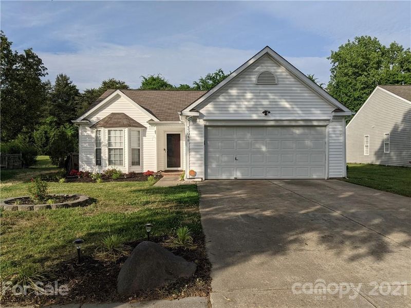 13018 Planters Row Dr, Charlotte, NC 28278