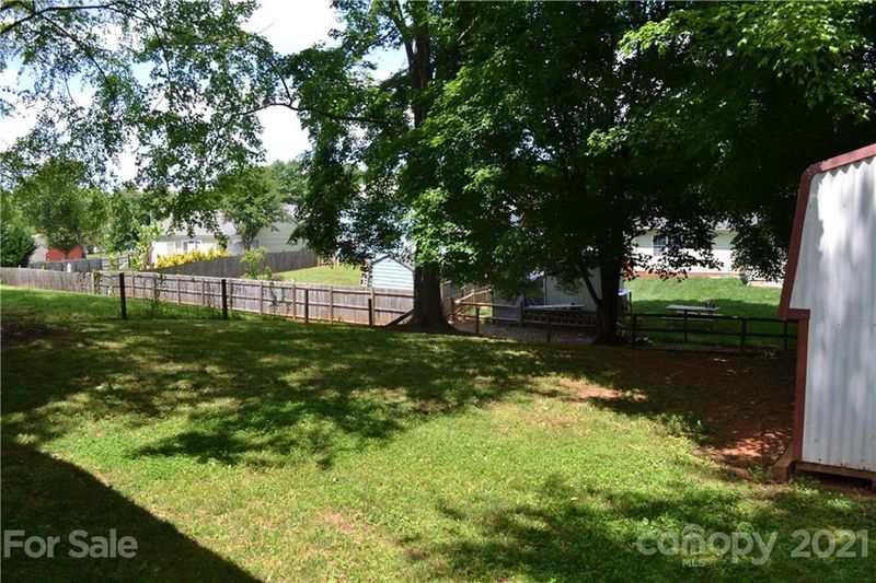 5534 Doverstone Ct, Charlotte, NC 28208