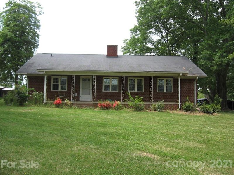 2242 Cold Springs Rd, Concord, NC 28025