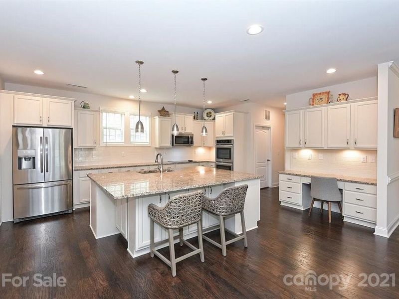 616 Heron View Dr, York, SC 29745