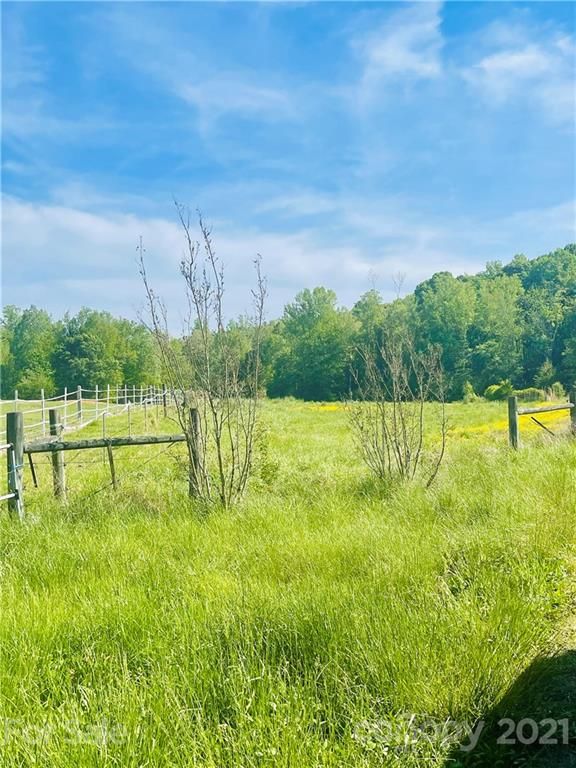 5216 King Wilkinson Rd, Denver, NC 28037