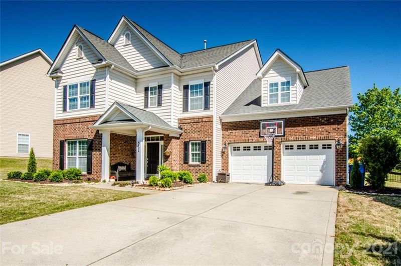 4826 Benhill Dr, Harrisburg, NC 28075