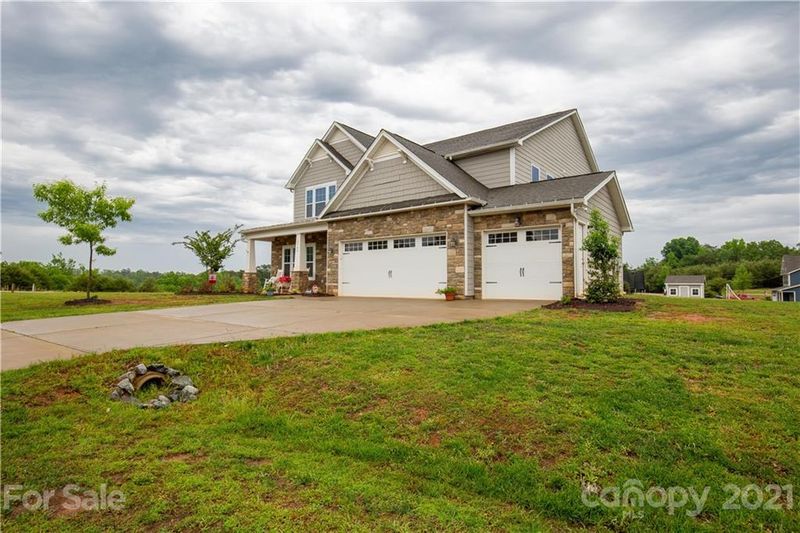 18548 Mainsail Ct, Lancaster, SC 29720