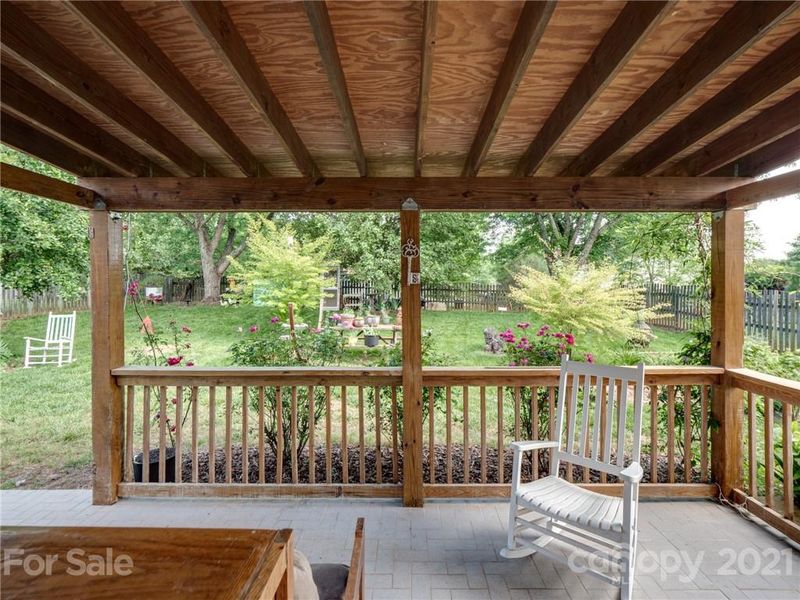 11426 Coreopsis Rd, Charlotte, NC 28213