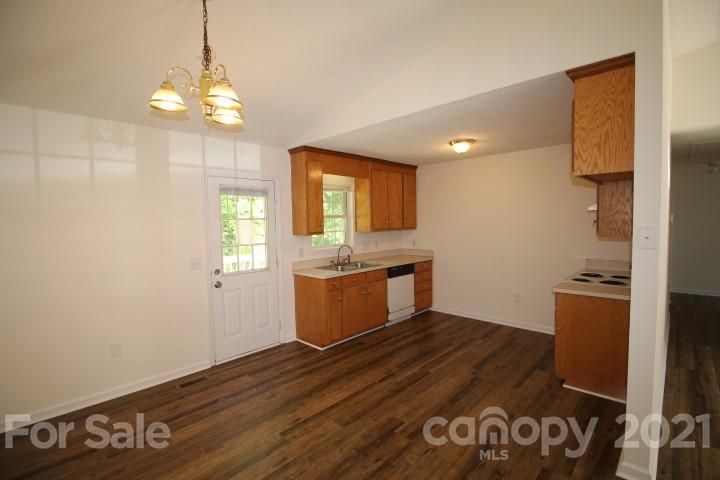 2511 Hickory Ave, Concord, NC 28027