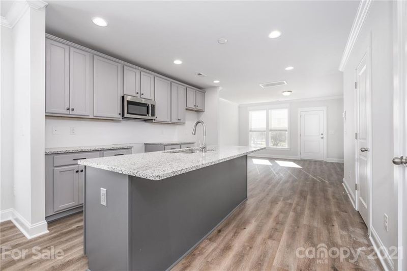 1009 Wainwright Ave, Charlotte, NC 28206