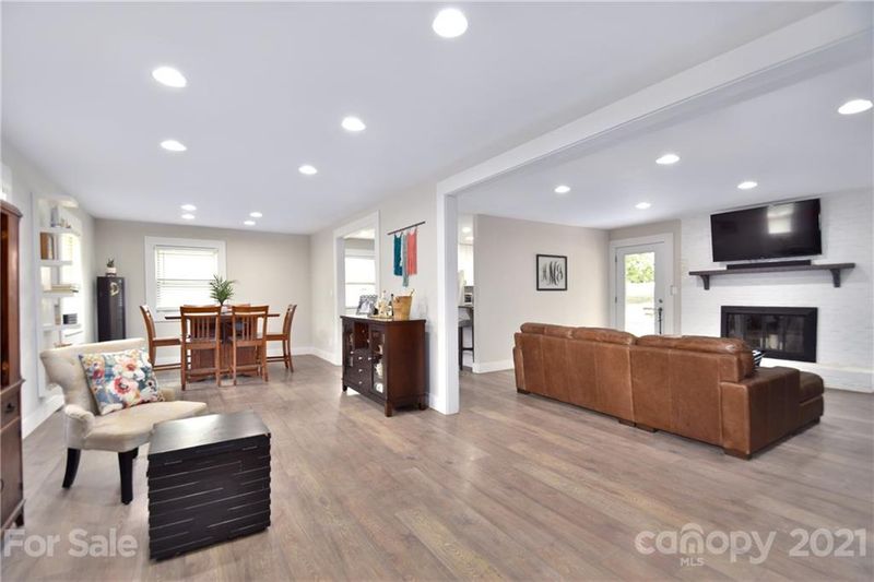 5539 Barnsdale Ln, Mint Hill, NC 28227