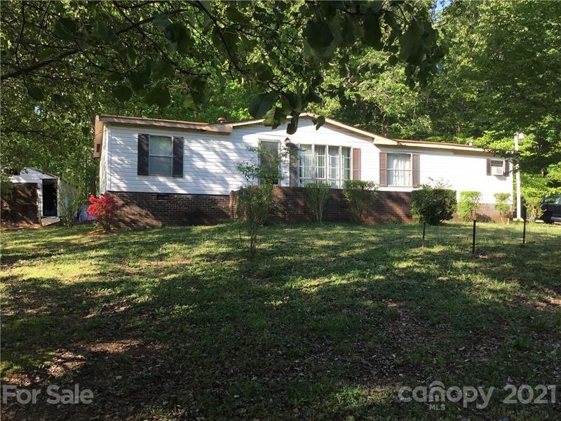 1773 Baldwin Ln, Lincolnton, NC 28092