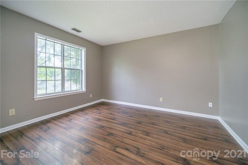 2502 Bathgate Ln, Matthews, NC 28105