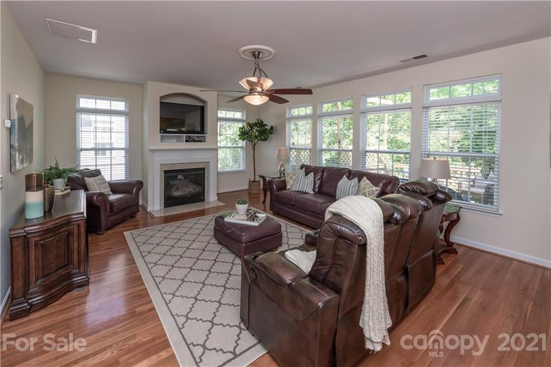 8104 Brisbin Dr, Waxhaw, NC 28173
