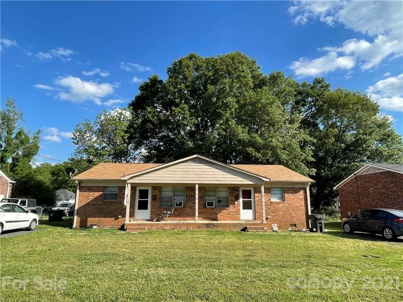 149 W College St, Stanley, NC 28164