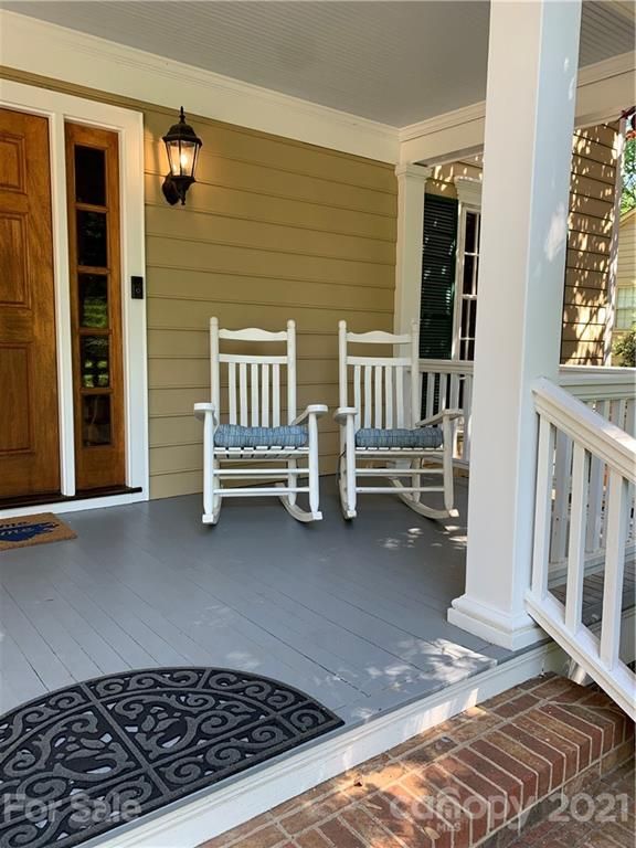 1822 Manor Mill Rd, Charlotte, NC 28226