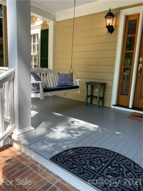 1822 Manor Mill Rd, Charlotte, NC 28226