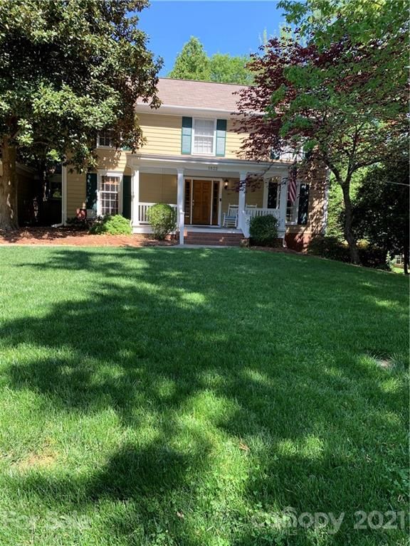 1822 Manor Mill Rd, Charlotte, NC 28226