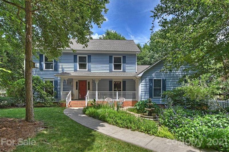 9801 Providence Forest Ln, Charlotte, NC 28270
