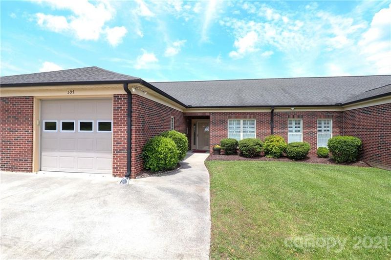 597 Camrose Cir NE, Concord, NC 28025