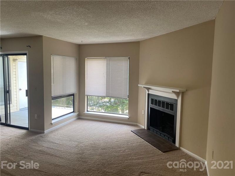 4814 Spring Lake Dr #E, Charlotte, NC 28213