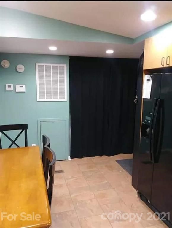 3318 Weeping Willow Dr, Concord, NC 28027